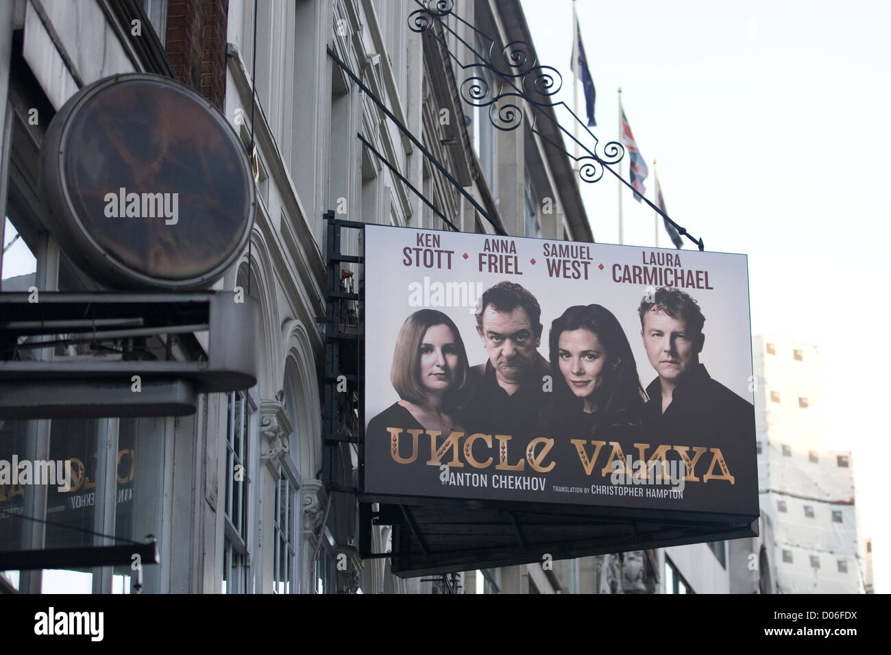 La pubblicità tramite Affissioni zio Vanya a Vaudeville Theatre nel West End di Londra Foto Stock