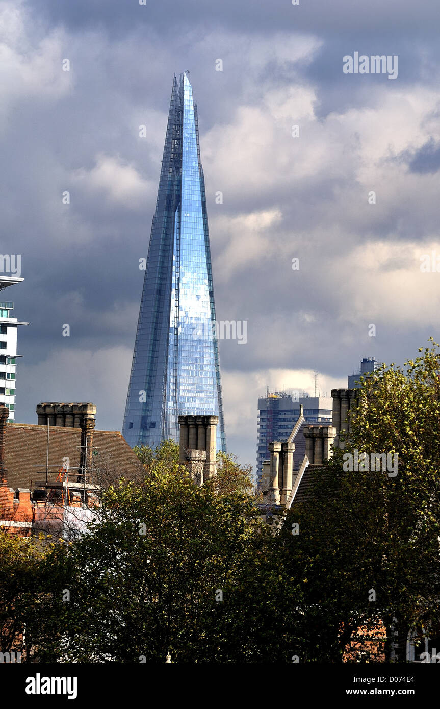 La Shard sulla skyline di Londra Foto Stock