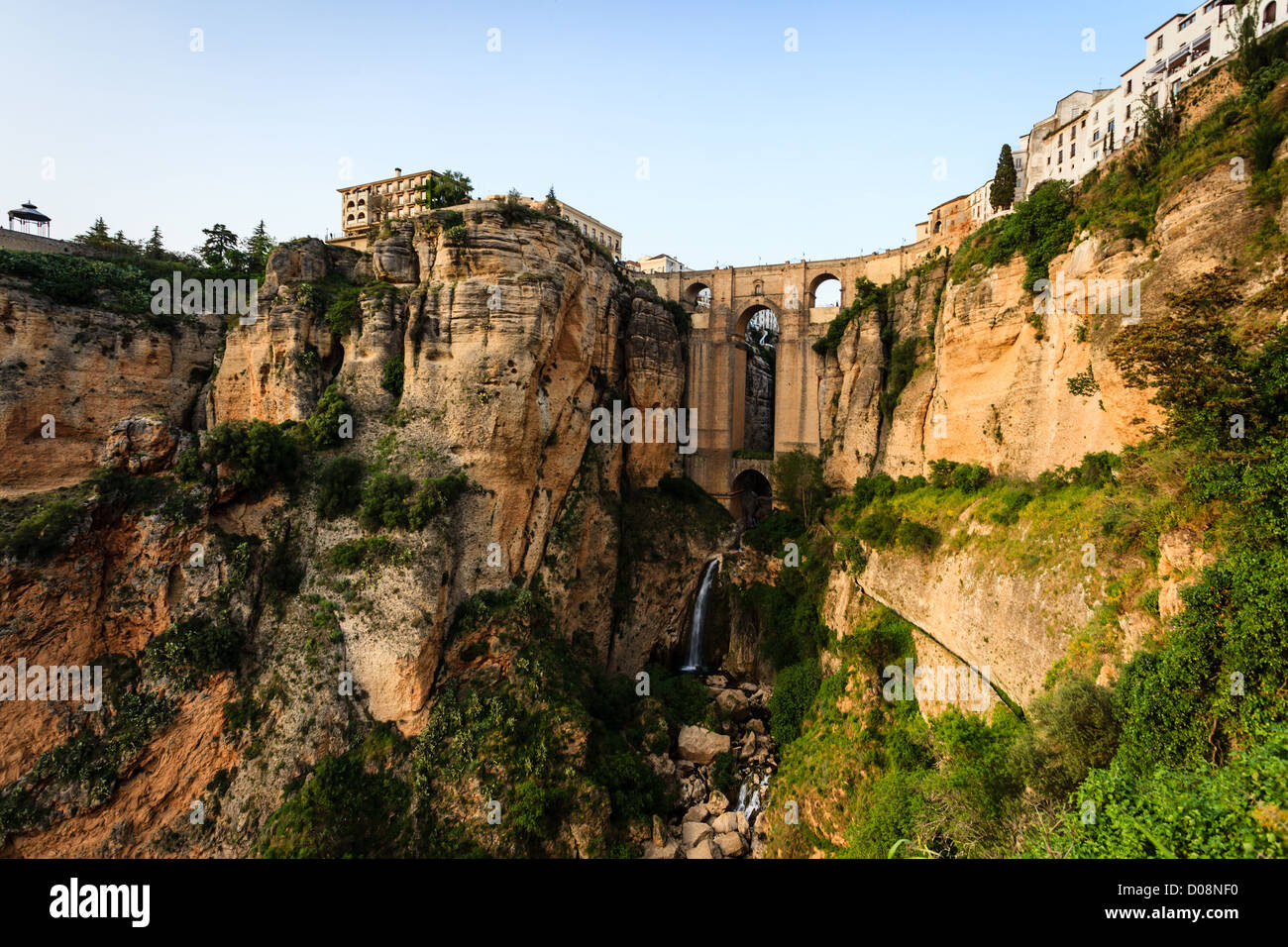 Il nuovo ponte del XVIII secolo a Tajo Gorge a Ronda, Spagna Foto Stock