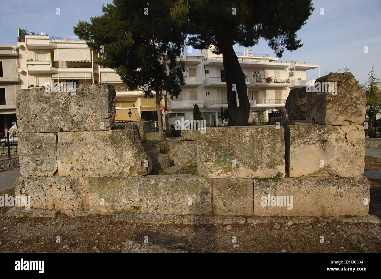 La Grecia. Città moderna di Sparta. Tomba di Leonida, noto anche come Leonidaion. Foto Stock