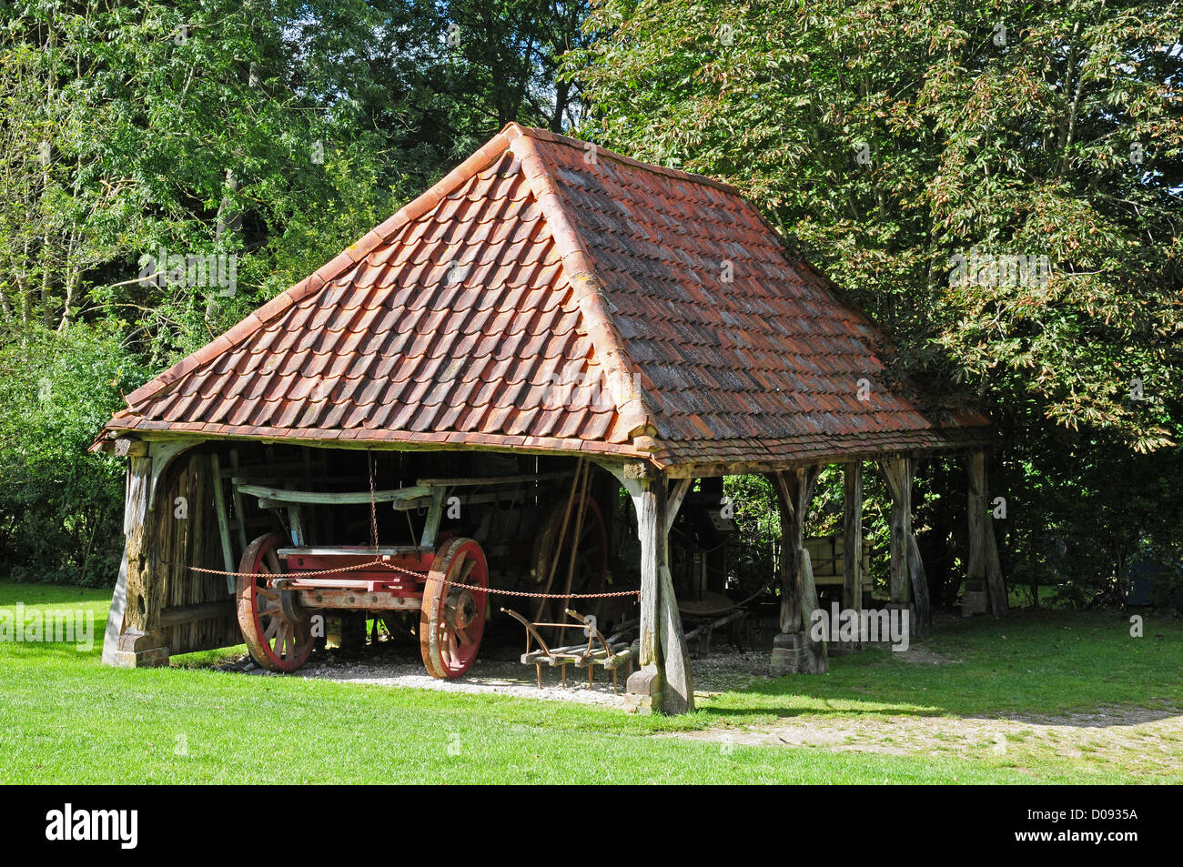 La bocca di ordito aperta da Charlwood ricostruite al Weald and Downland Open Air Museum, Singleton. Foto Stock