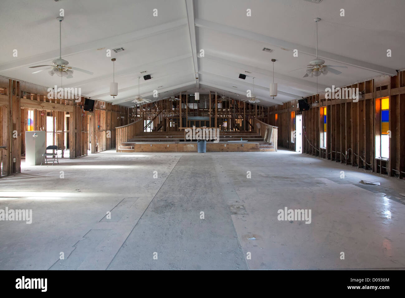 Una chiesa battista a sud di New Orleans, pesantemente danneggiate dalle inondazioni dall uragano Isacco Foto Stock