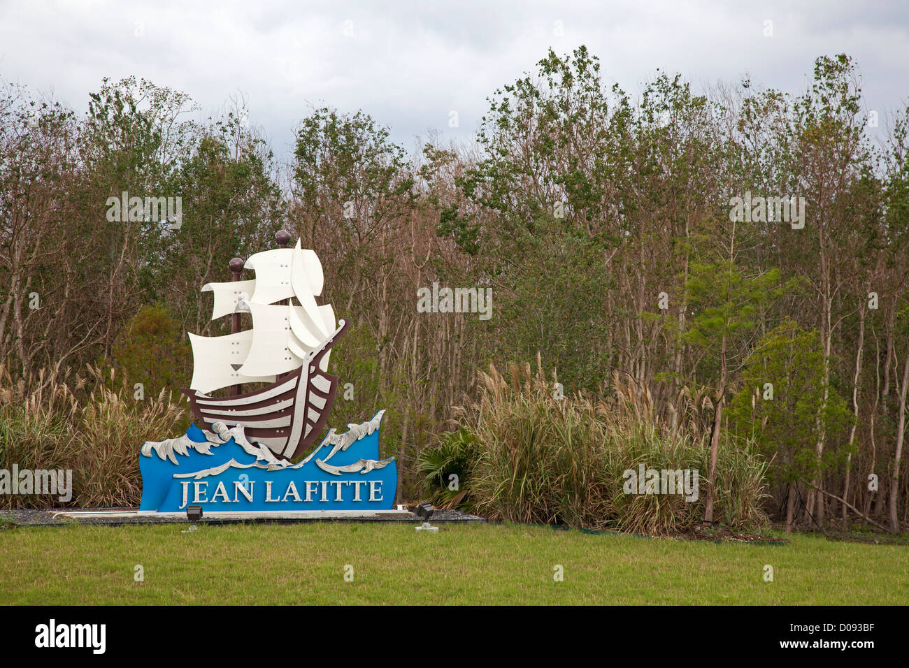 Un segno accoglie i visitatori per la piccola cittadina a sud di New Orleans di nome per un XIX secolo pirata francese Foto Stock