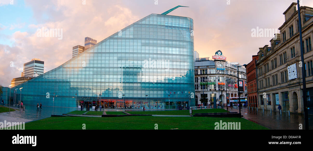 Urbis edificio in Manchester - sede del Museo Nazionale del Calcio. Foto Stock