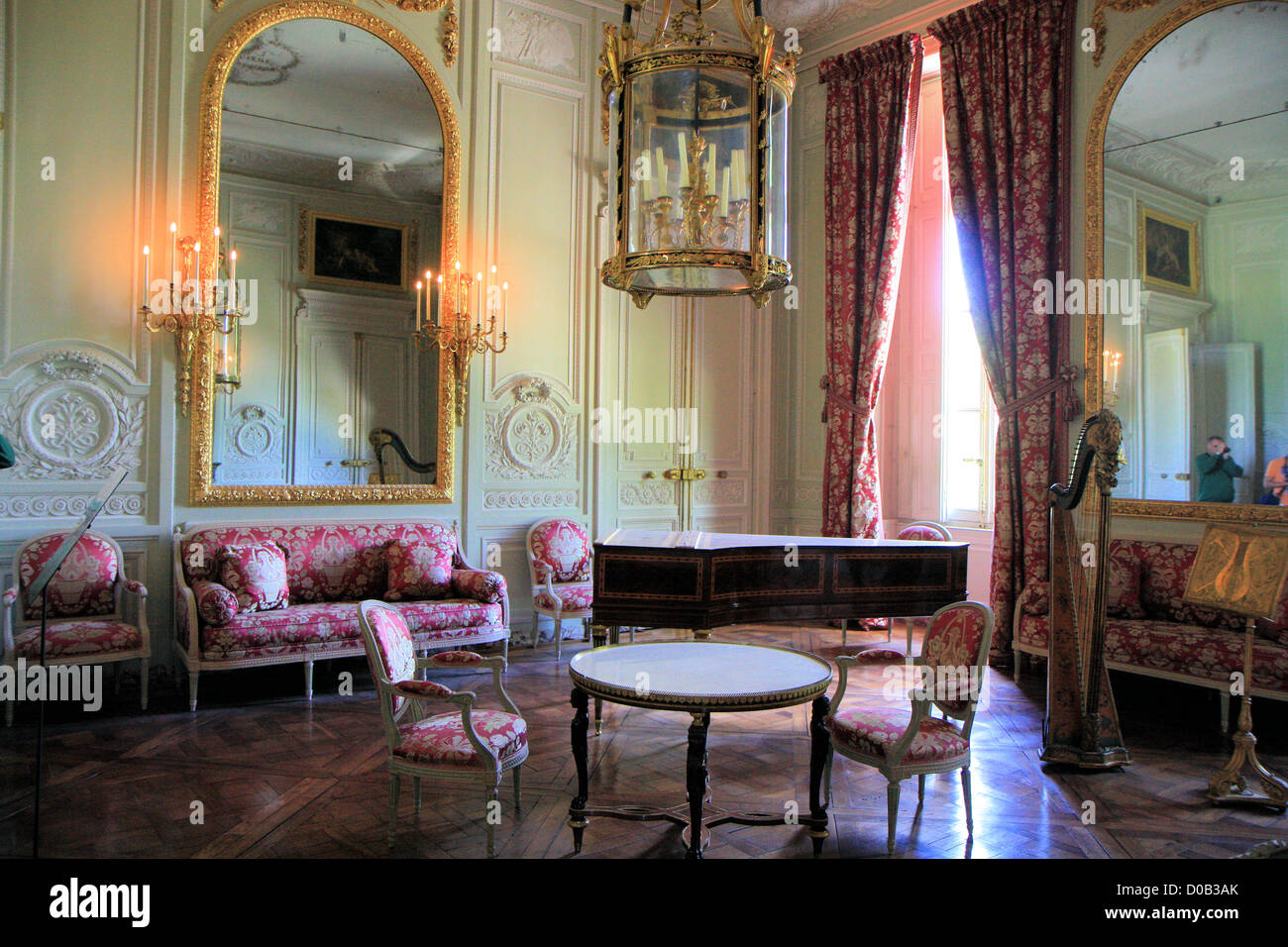 Interno del Petit Trianon, il Palazzo di Versailles, Versailles, Francia Foto Stock