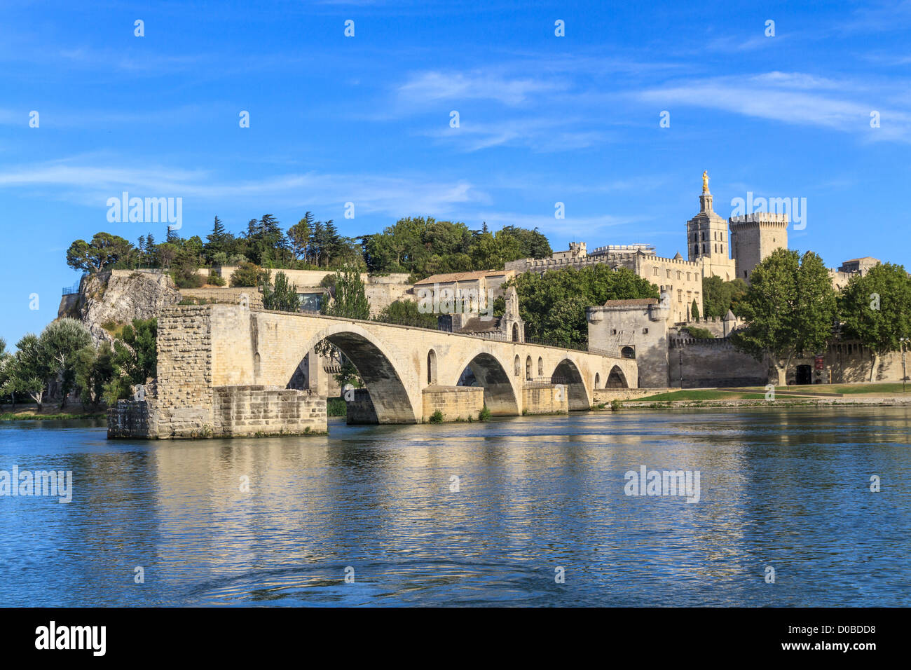 Ponte di Avignone con il Palazzo dei Papi, Pont Saint-Bénezet, Provenza, Francia Foto Stock