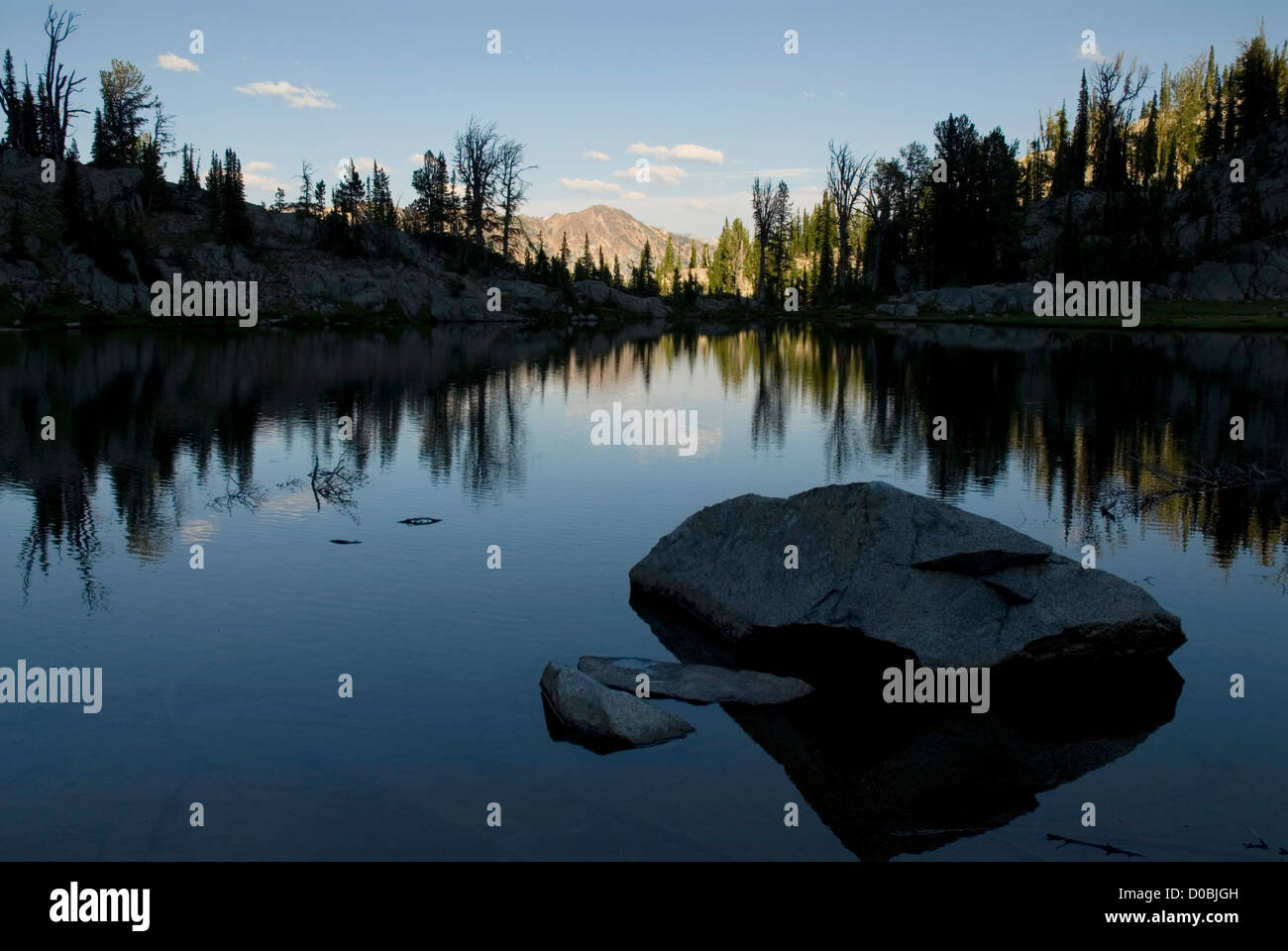 Sera La riflessione nel lago di Laverty, Wallowa Mountains, Oregon. Foto Stock