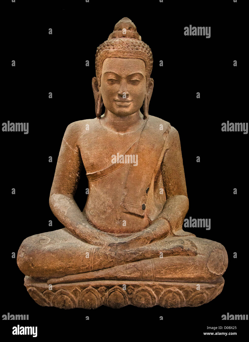 Il Buddha di Lopburi epoch in samadhi mudra XII - XIII secolo Museo Nazionale di Bangkok in Thailandia Foto Stock