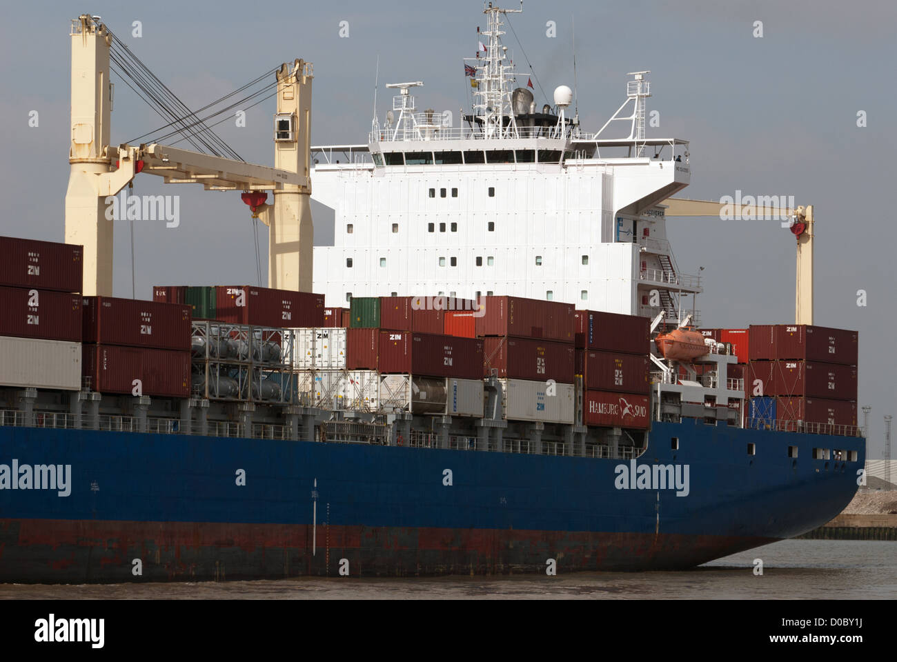 HS scopritore di portacontainer porto di Felixstowe Suffolk REGNO UNITO Foto Stock