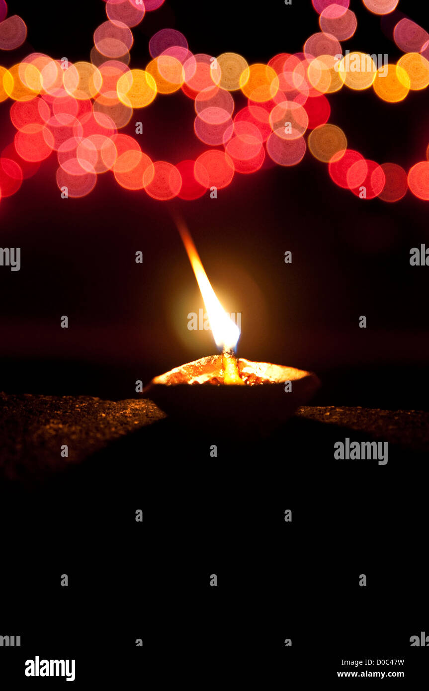 Diwali lampada per celebrare felice diwali Foto Stock