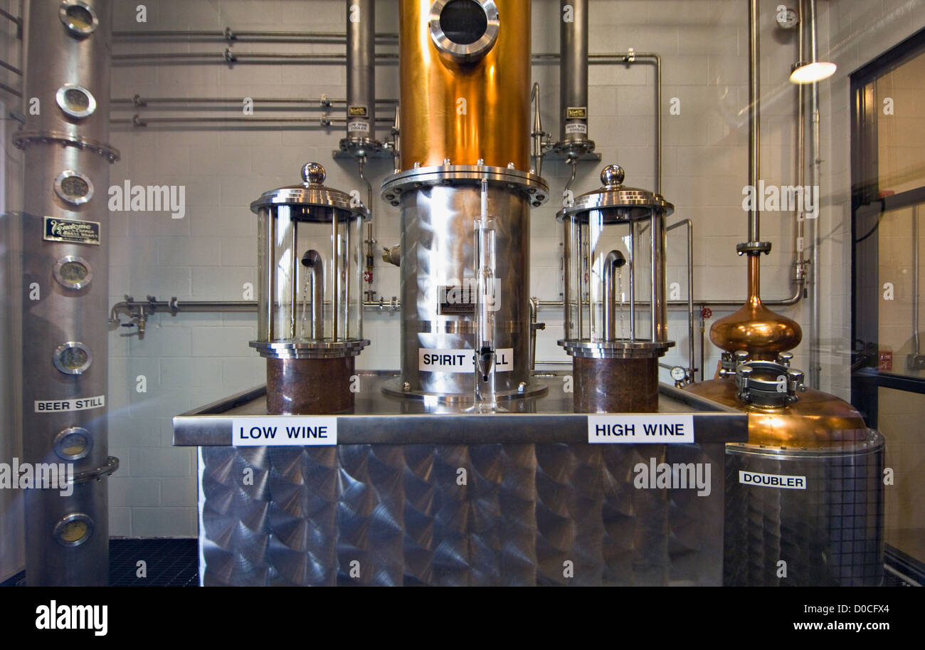 La birra ancora e spirito ancora utilizzato nella realizzazione di Bourbon whiskey a Jim Beam Distillery in Clermont, Kentucky Foto Stock