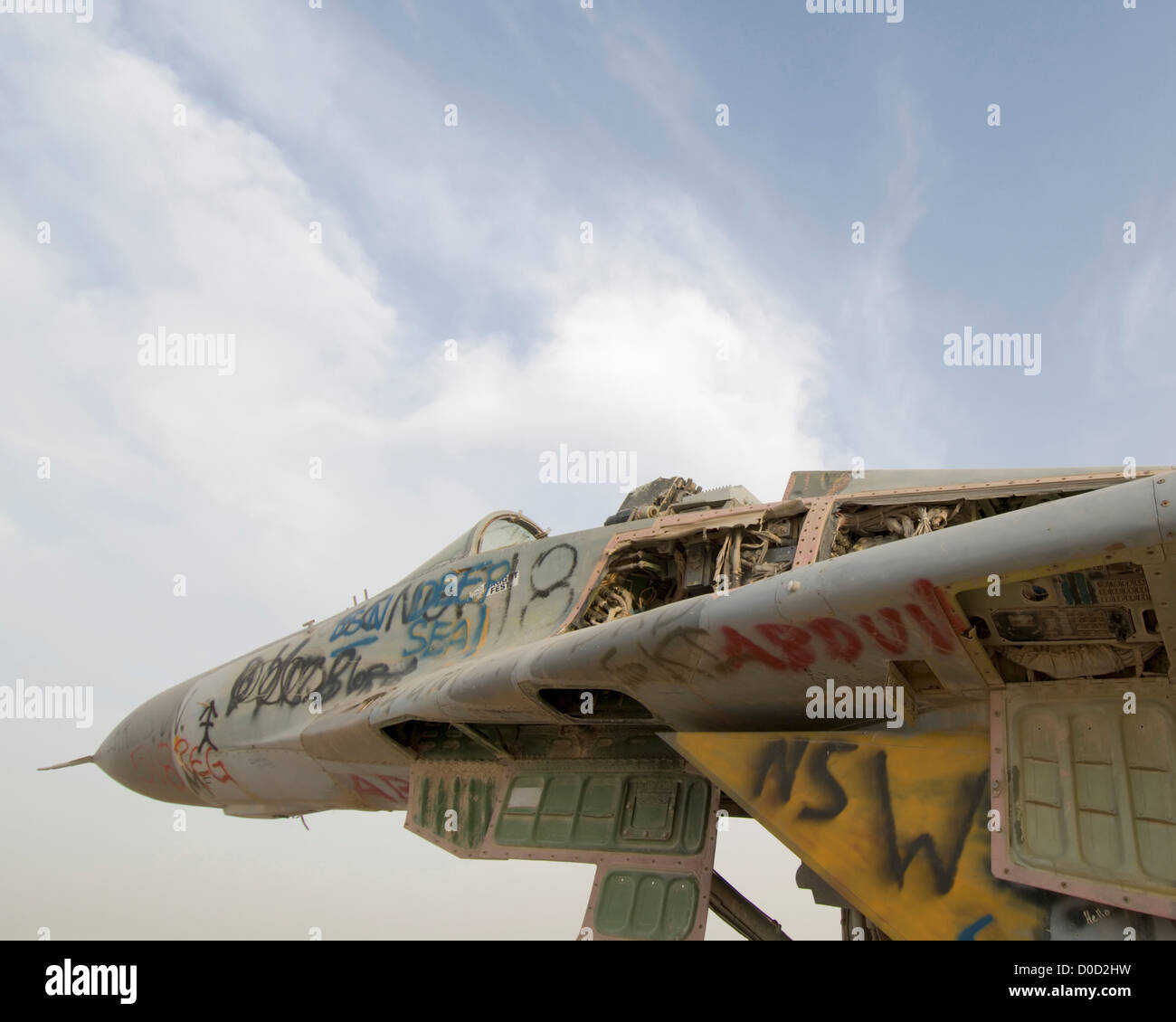 Distrutto Sukhoi SU-27 il flanker Al Taqaddum Air Base in Iraq Al Anbar Provincia Foto Stock