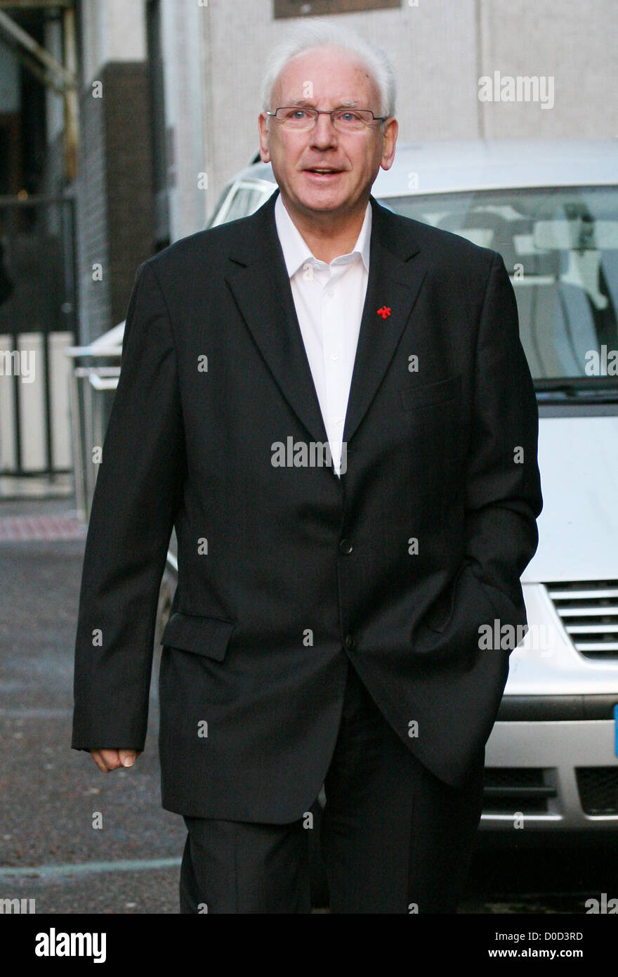 Pete Waterman al di fuori della ITV Studios di Londra - Inghilterra - 19.10.10 Foto Stock