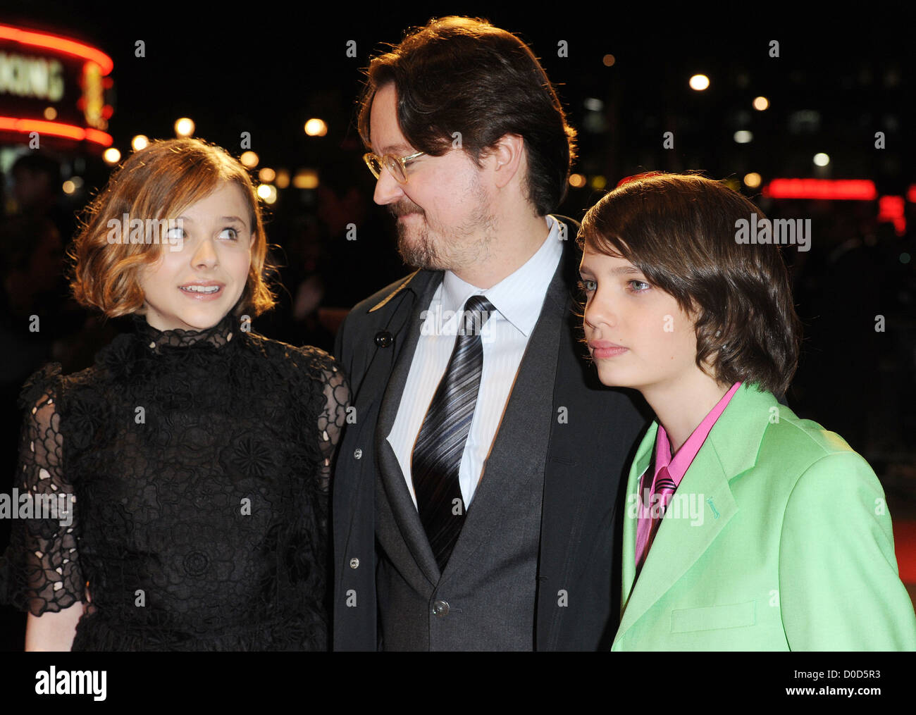 Chloe Grace-Moretz, Matt Reeves e Kodi Smith-McPhee Premiere di "Let Me In" tenutasi presso Vue, Leicester Square - Londra arrivi, Foto Stock