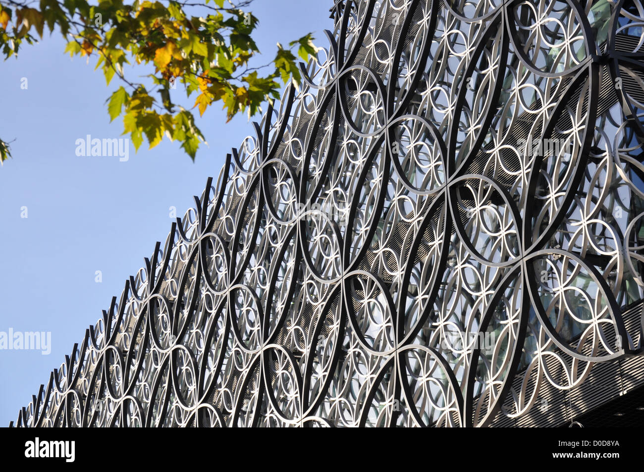 L'architettura esterna della nuova Biblioteca di Birmingham Foto Stock