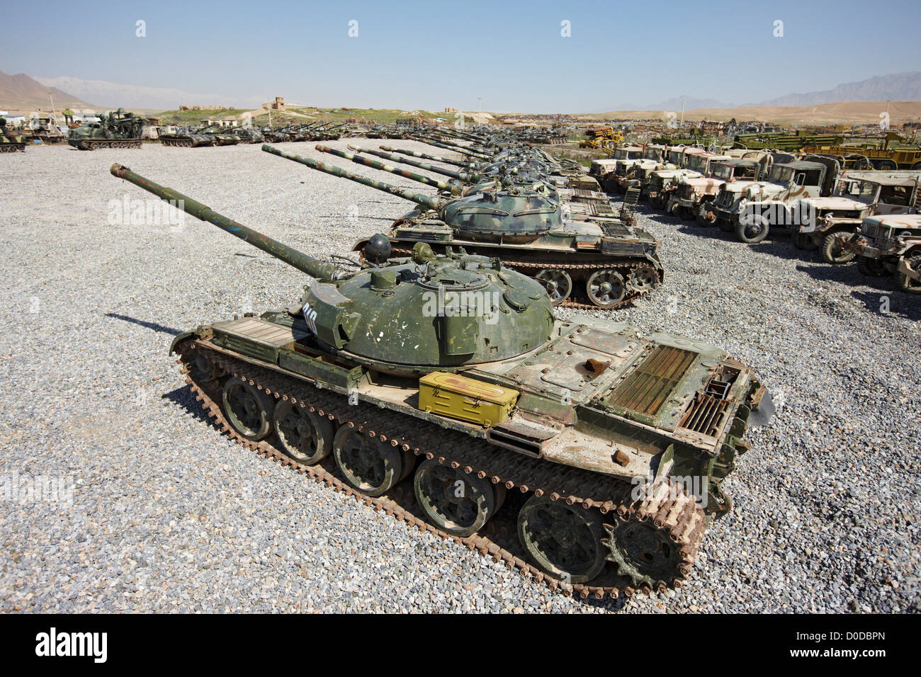 Linea di T-55 serbatoi Foto Stock