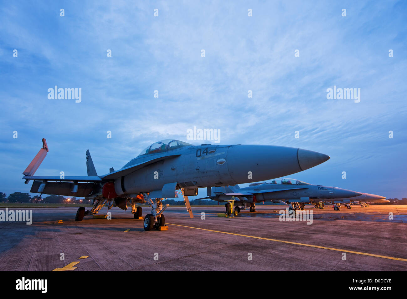 Corpo della Marina degli Stati Uniti F/A-18D calabroni schierate a Kuantan Air Base, Malaysia. Foto Stock