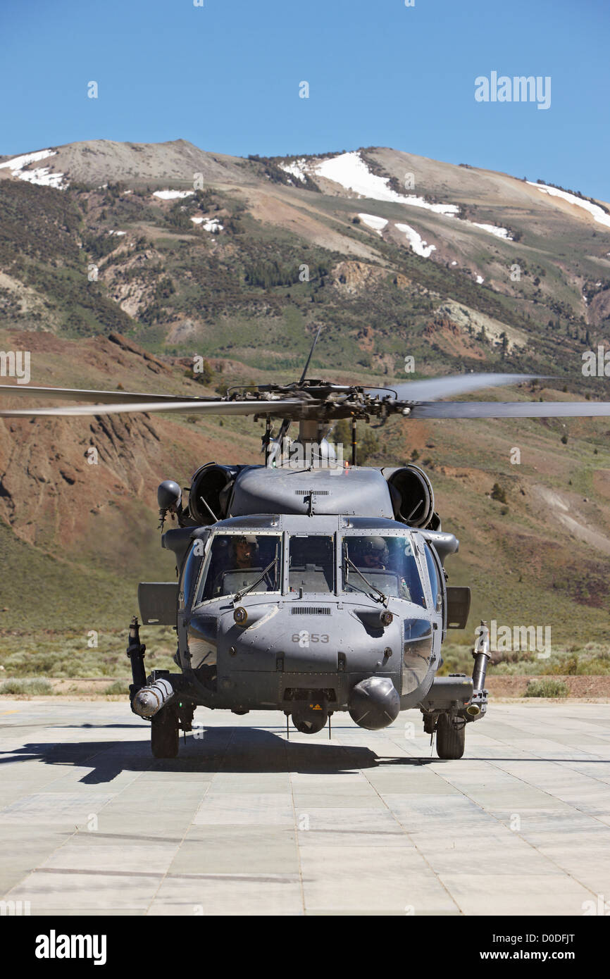 MH-60 Pave Hawk, una speciale variante di operazioni del Sikorsky UH-60 Black Hawk elicottero. Foto Stock