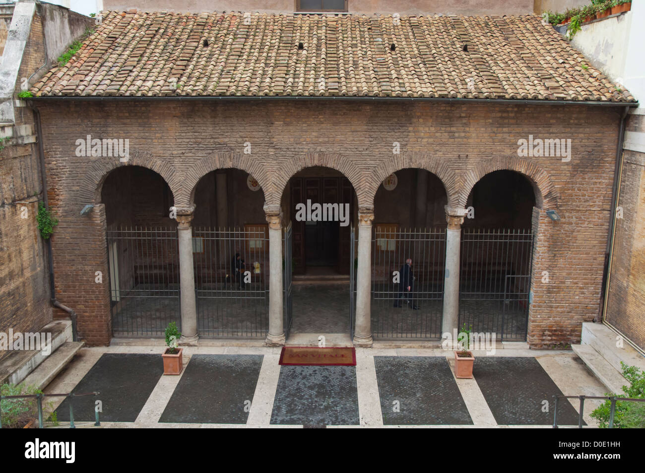 Basilica di Santi Vitale e Compagni Martiri in Fovea la Pieve di San Vitale (400) centrale di Roma Lazio Italia centrale Foto Stock