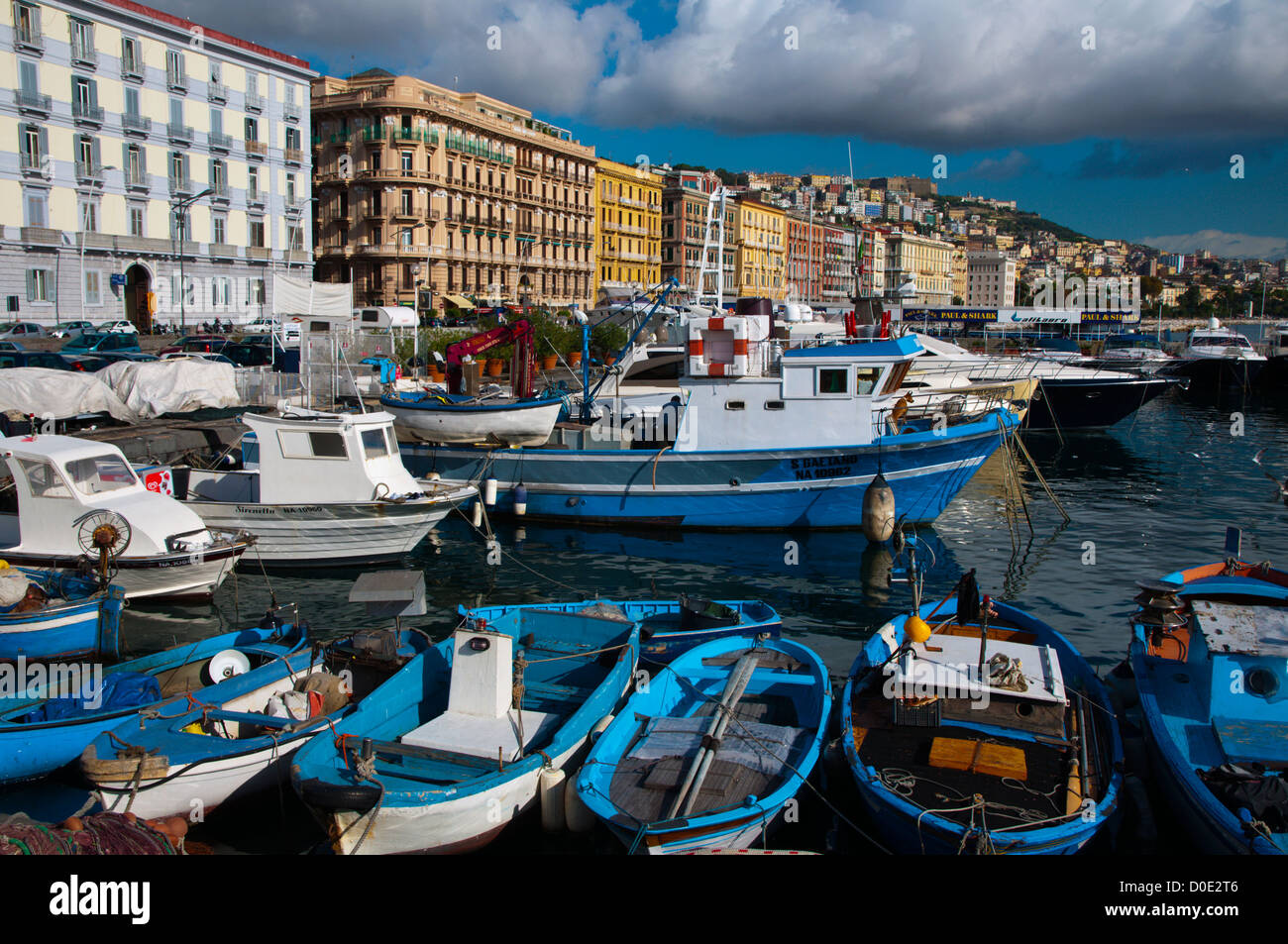 Il Molo di Mergellina Porto Mergellina distretto della città di Napoli La regione Campania sud Italia Europa Foto Stock