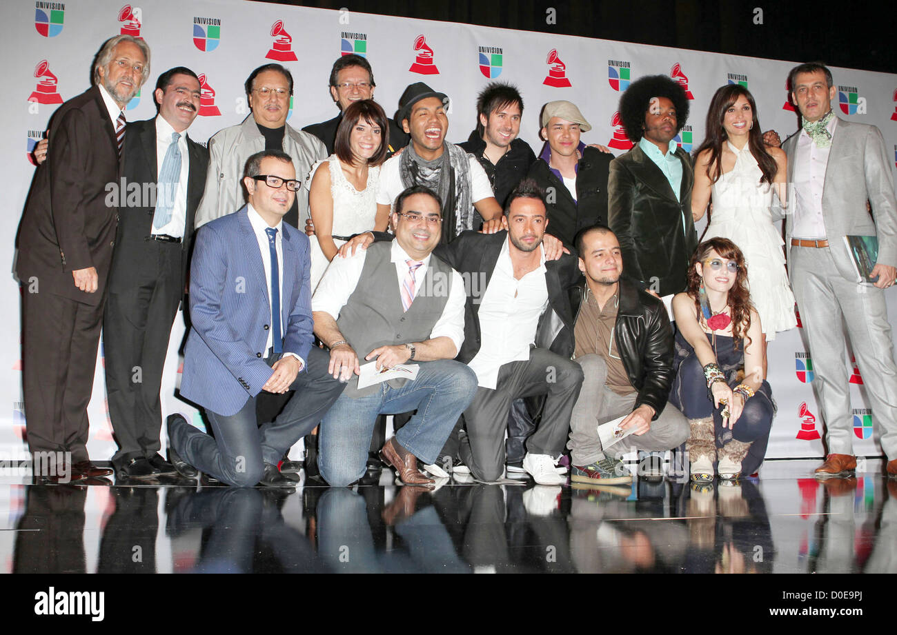 I presentatori e ospita undicesima edizione del Latin Grammy Awards nomination - tenuta ad Avalon - Conferenza Stampa di Hollywood, in California - Foto Stock