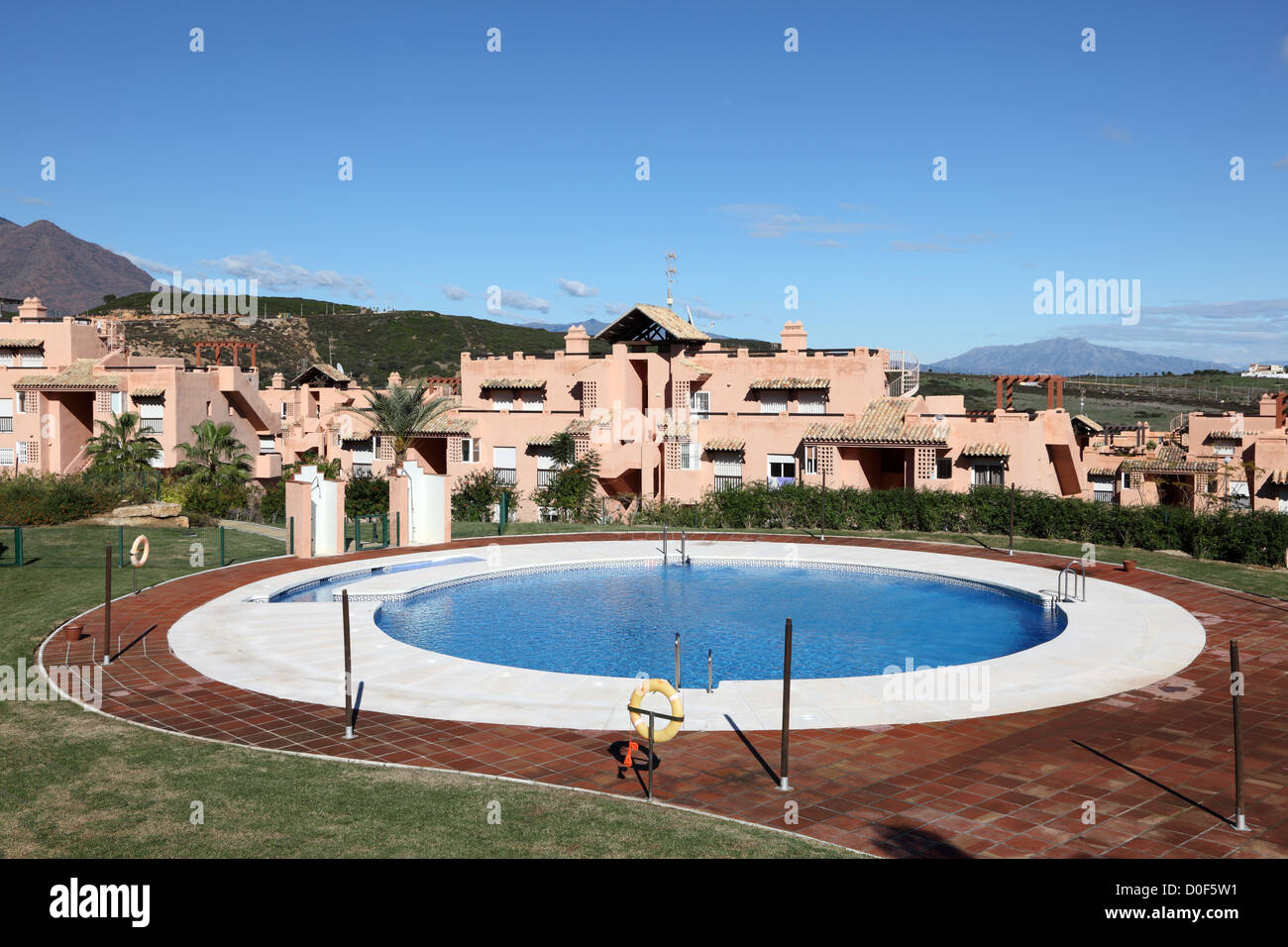 Vacation Resort con piscina in Andalusia, Costa del Sol, Spagna Foto Stock