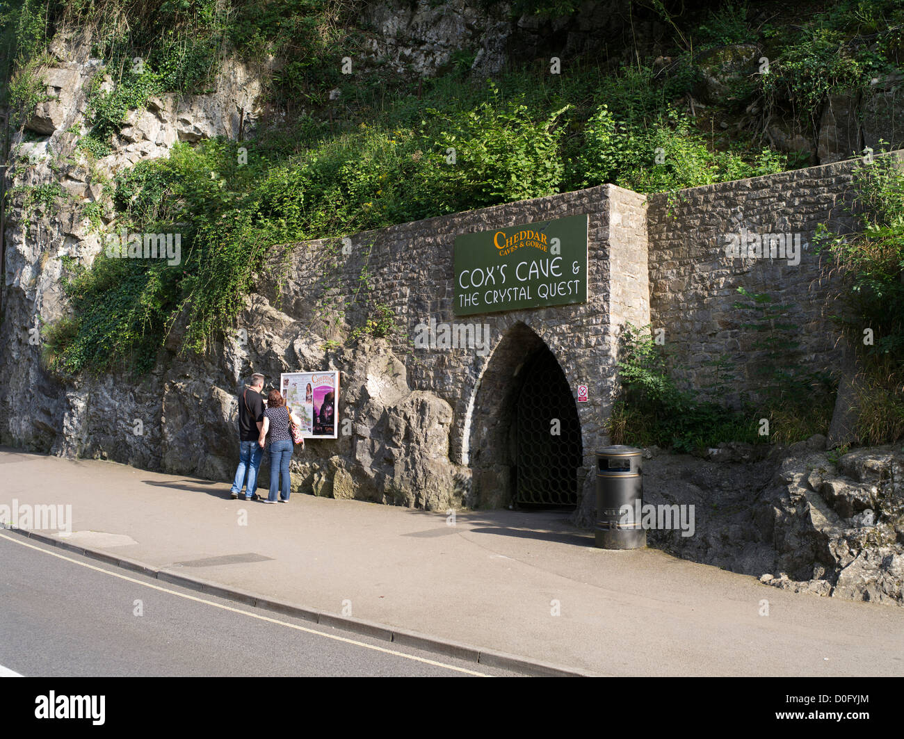 Grotte grotte grotte grotte ingresso immagini e fotografie stock ad