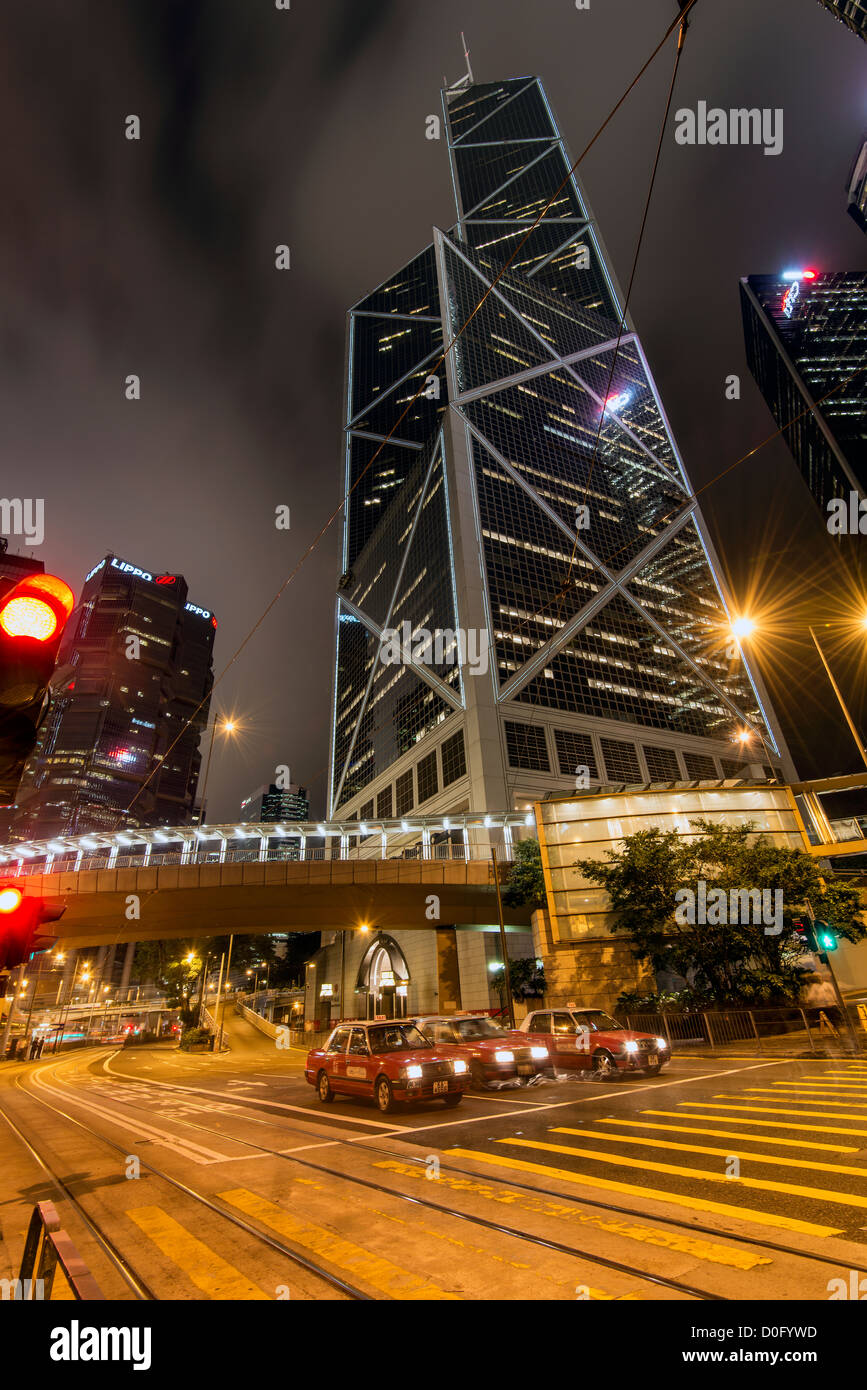 La Bank of China Tower di notte, Hong Kong, Cina Foto Stock