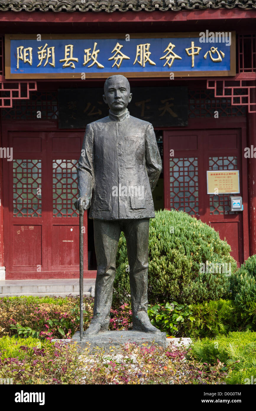 Cina Guangxi Yangshuo, Sun Yat Sen statua Foto Stock