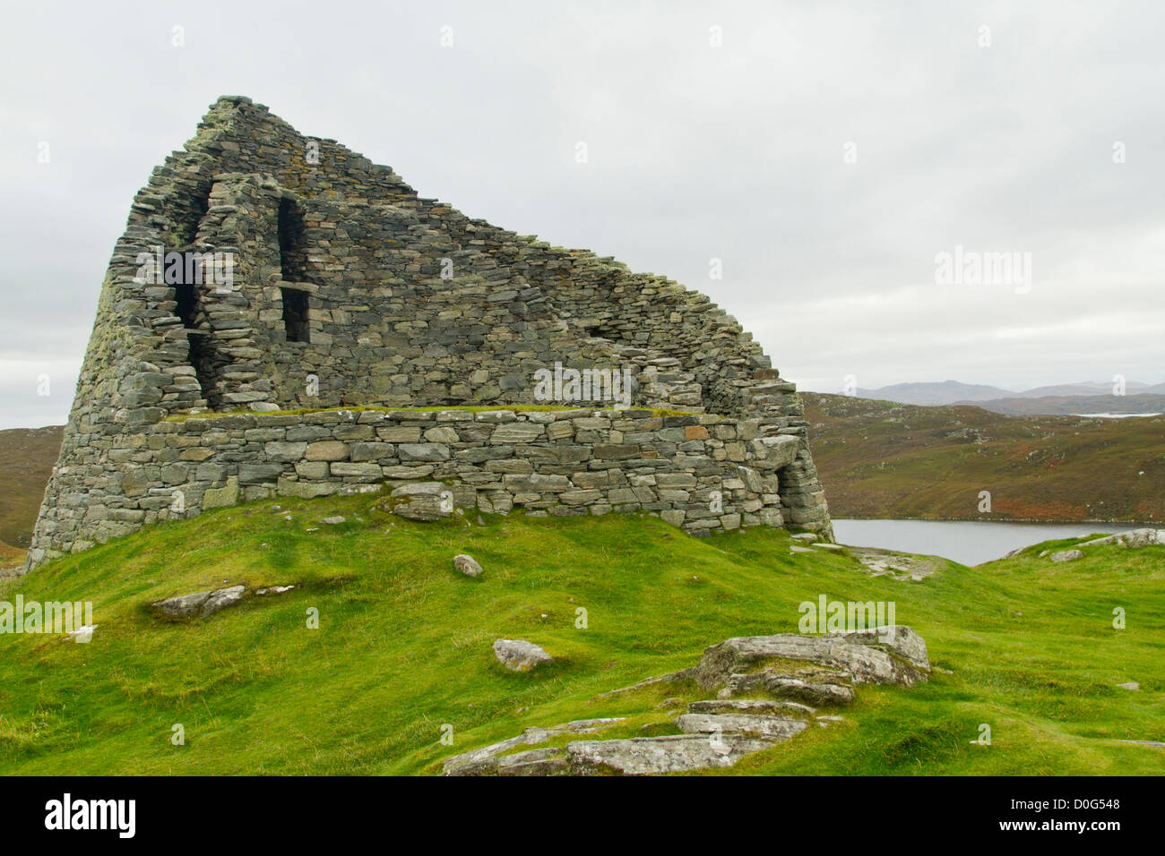 Dun Carloway. Meglio conservati di età del ferro broch nell'Wester Isles, situato nei pressi di Carloway sull isola di Lewis, Scozia. Foto Stock