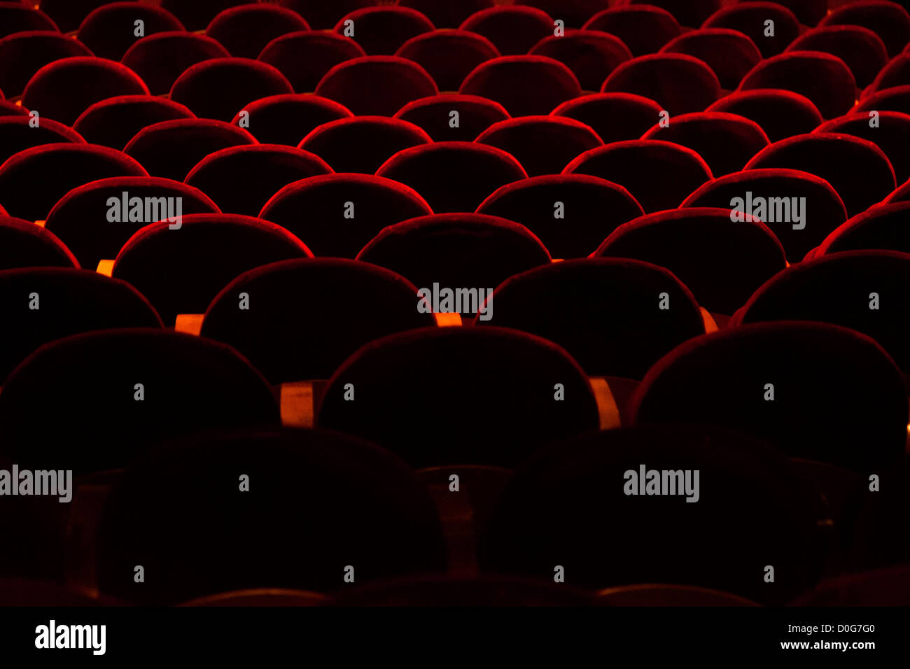 Auditorium posti a sedere alla Olympion Theatre, Salonicco, Grecia. Foto Stock