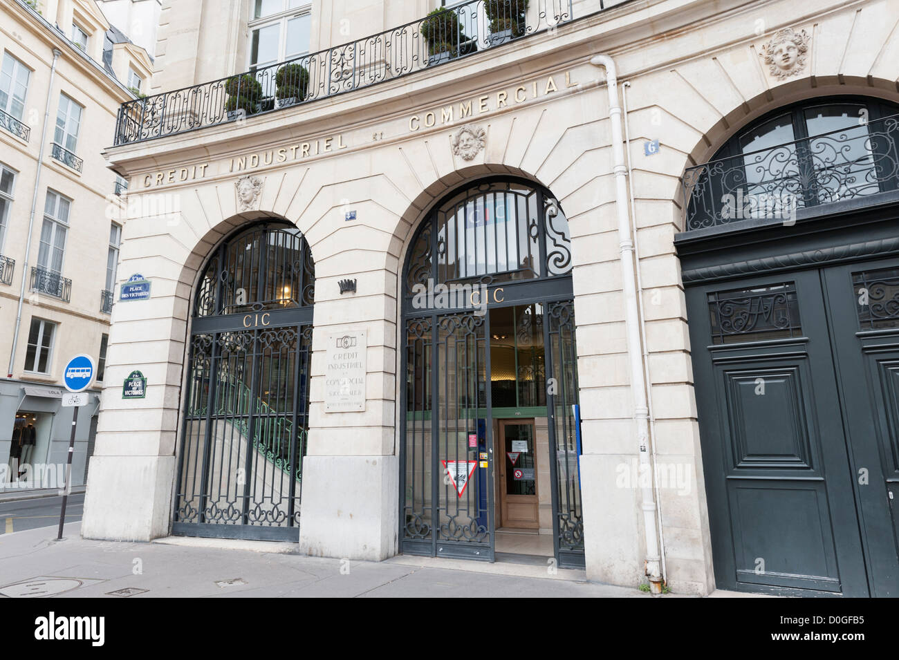Parigi, Francia: Uffici della banca francese CIC a Places des Victoires, Parigi Foto Stock