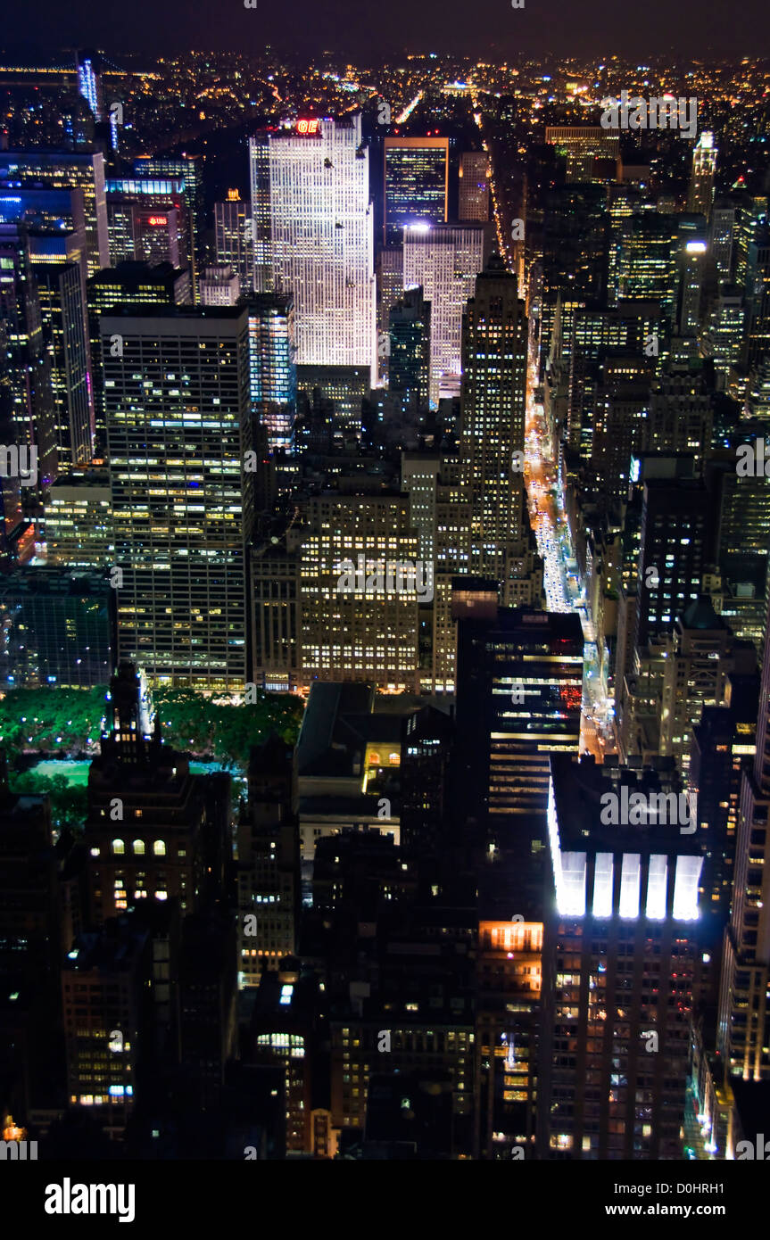 New York di notte, vista dall'Empire State Building - New York City, Stati Uniti d'America Foto Stock