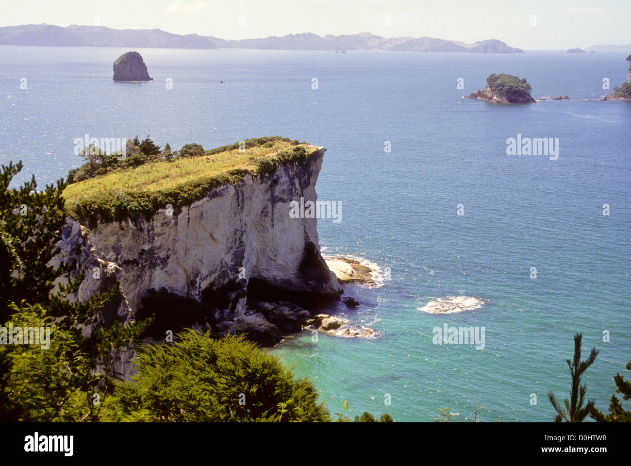 Cove Della Cattedrale Riserva Marina,attrazione popolare con i visitatori,Beach,insolite formazioni di roccia,archi,Isole,pesca subacquea, immersioni subacquee Foto Stock