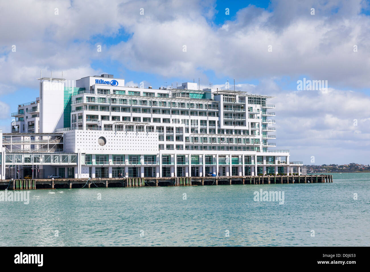 Hotel Hilton, dal porto di Waitemata di Auckland, in Nuova Zelanda. Foto Stock