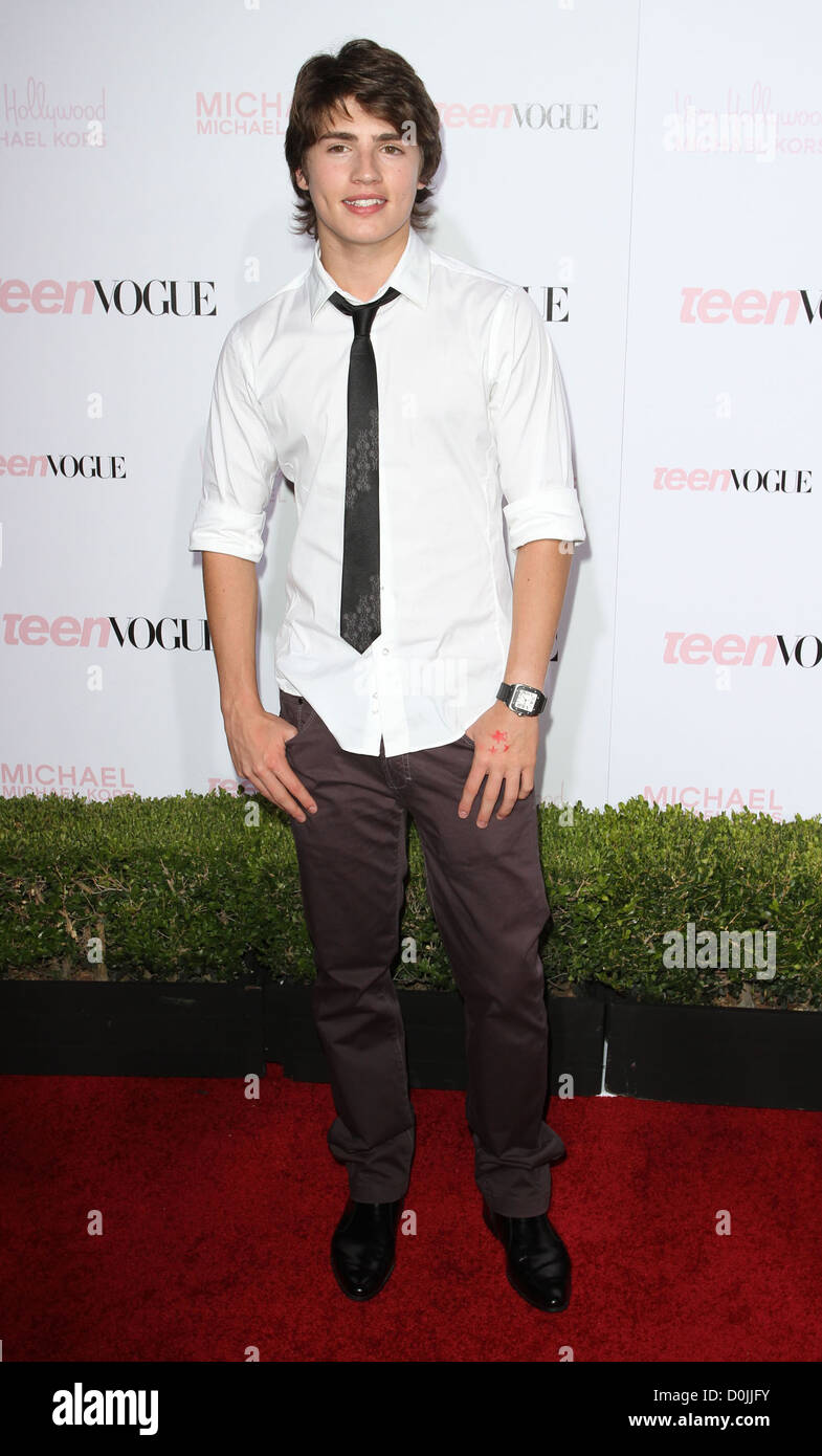 Valutazione l'ottava edizione di Teen Vogue Young Hollywood Party tenutosi presso Paramount Studios - Gli arrivi di Los Angeles, California - 01.10.10 Foto Stock