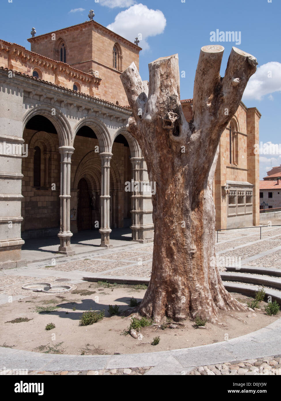 La Basilica de los Santos Hermanos Mártires, Vicente, Sabina y Cristeta, meglio conosciuta come Basilica de San Vicente, in Avila, Spagna Foto Stock