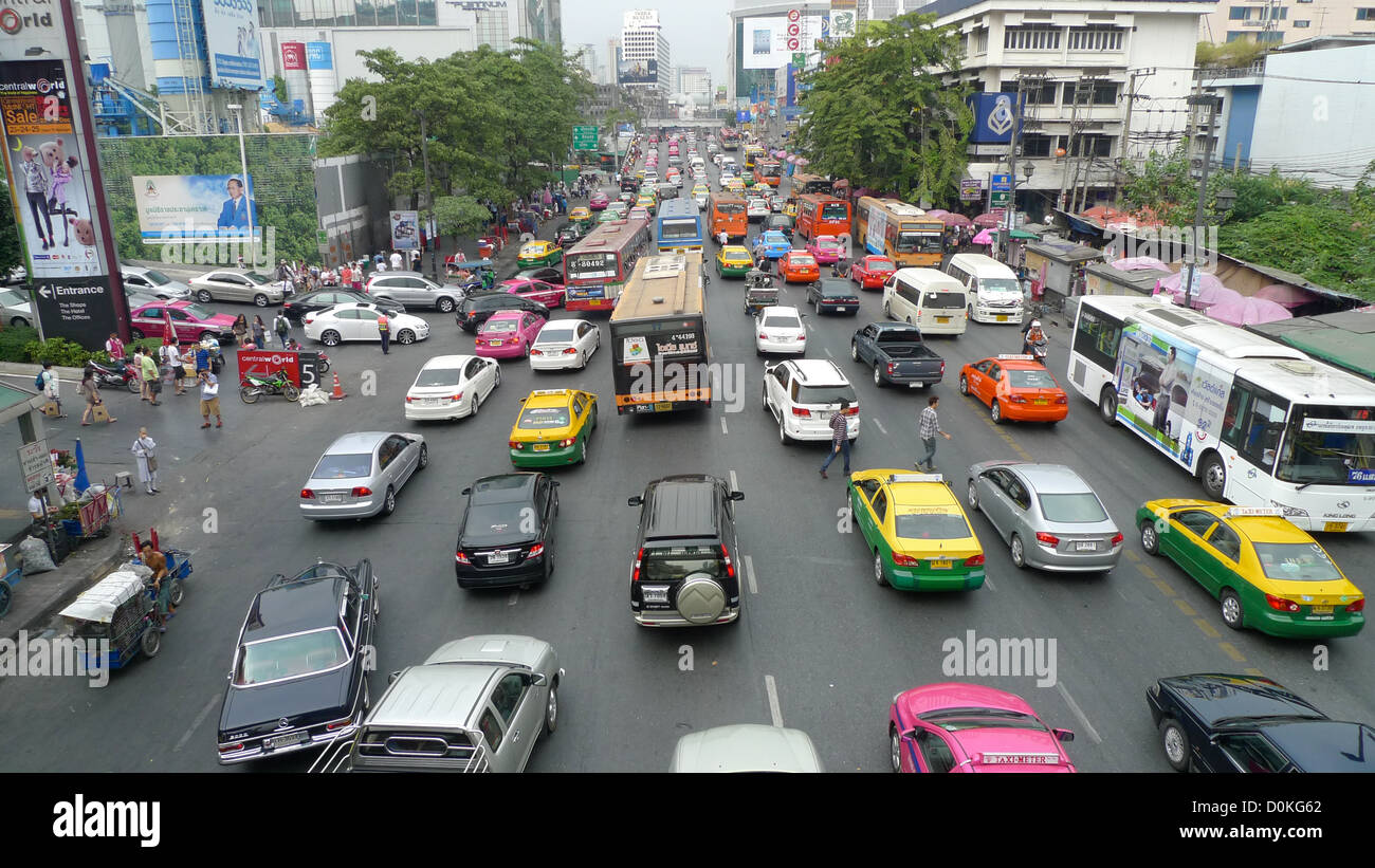 Un inceppamento di traffico a Bangkok, in Thailandia. Foto Stock