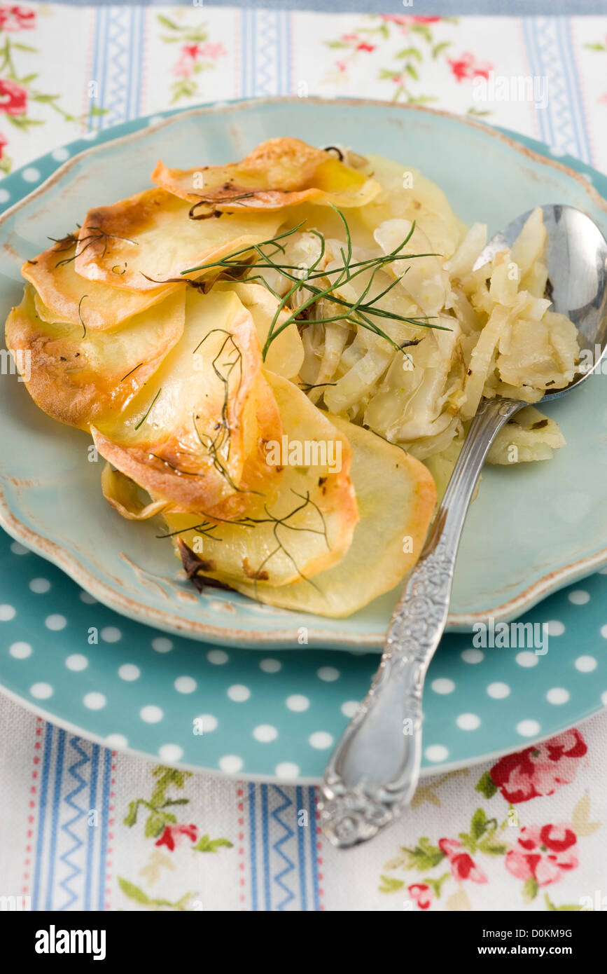 Il finocchio e patate gratinate Foto Stock