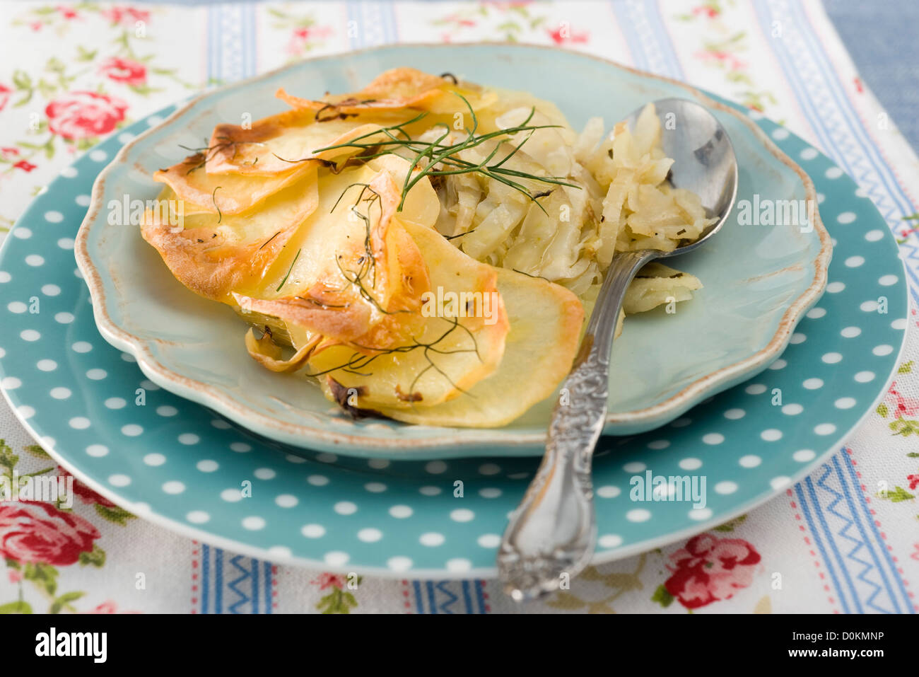 Il finocchio e patate gratinate Foto Stock