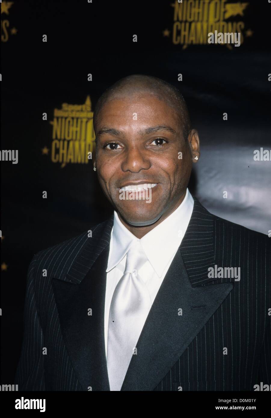 CARL LEWIS.Sports Illustrated Night of Champions a Shrine Auditorium di Los Angeles 2001.k23626mr.(Immagine di credito: © Milan Ryba/Globe foto/ZUMAPRESS.com) Foto Stock