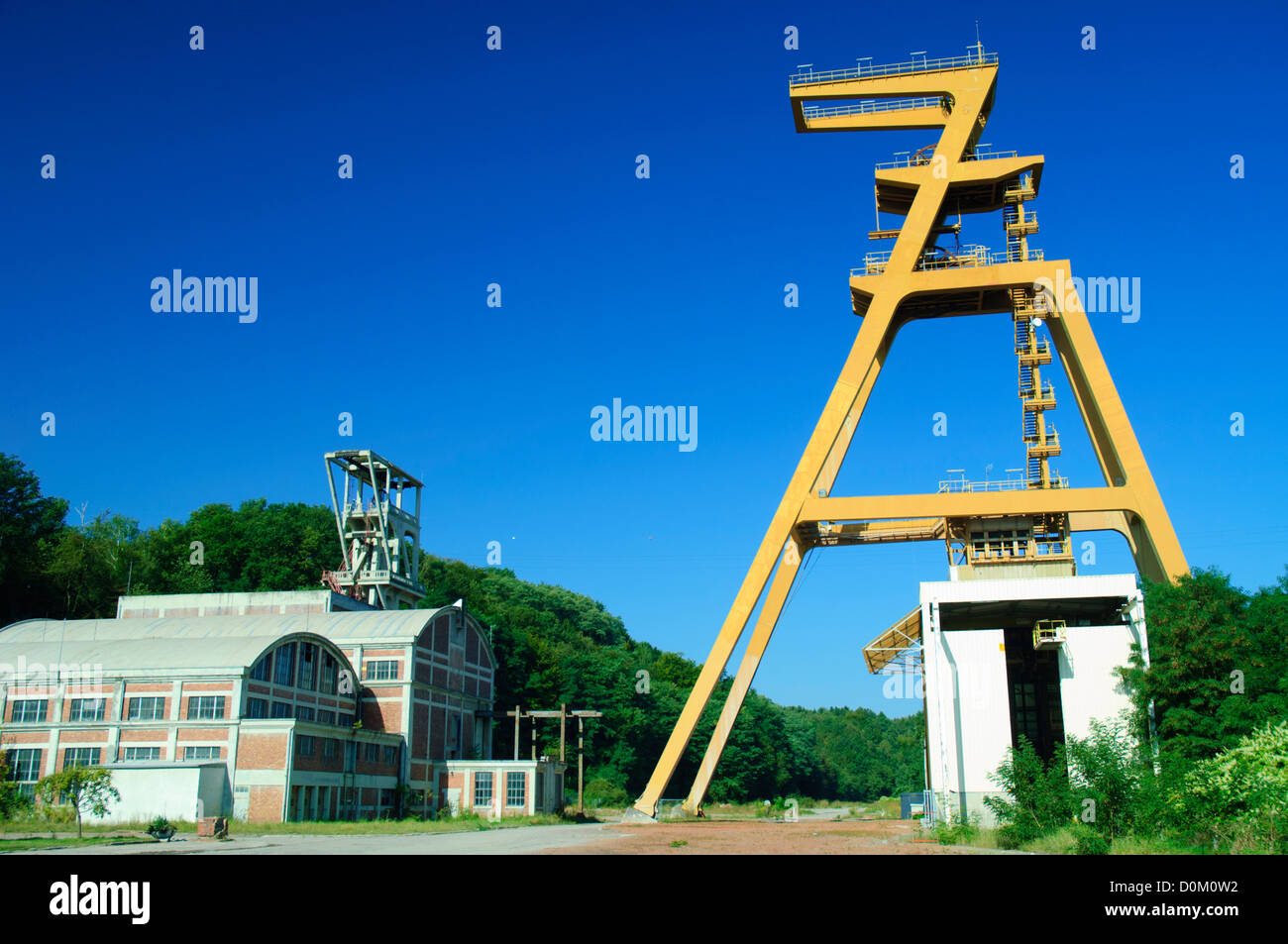 Vecchia miniera di carbone buca, testa di puit Cuvelette HBL, Freyming-Merlebach, Moselle, Lorena, Francia Foto Stock