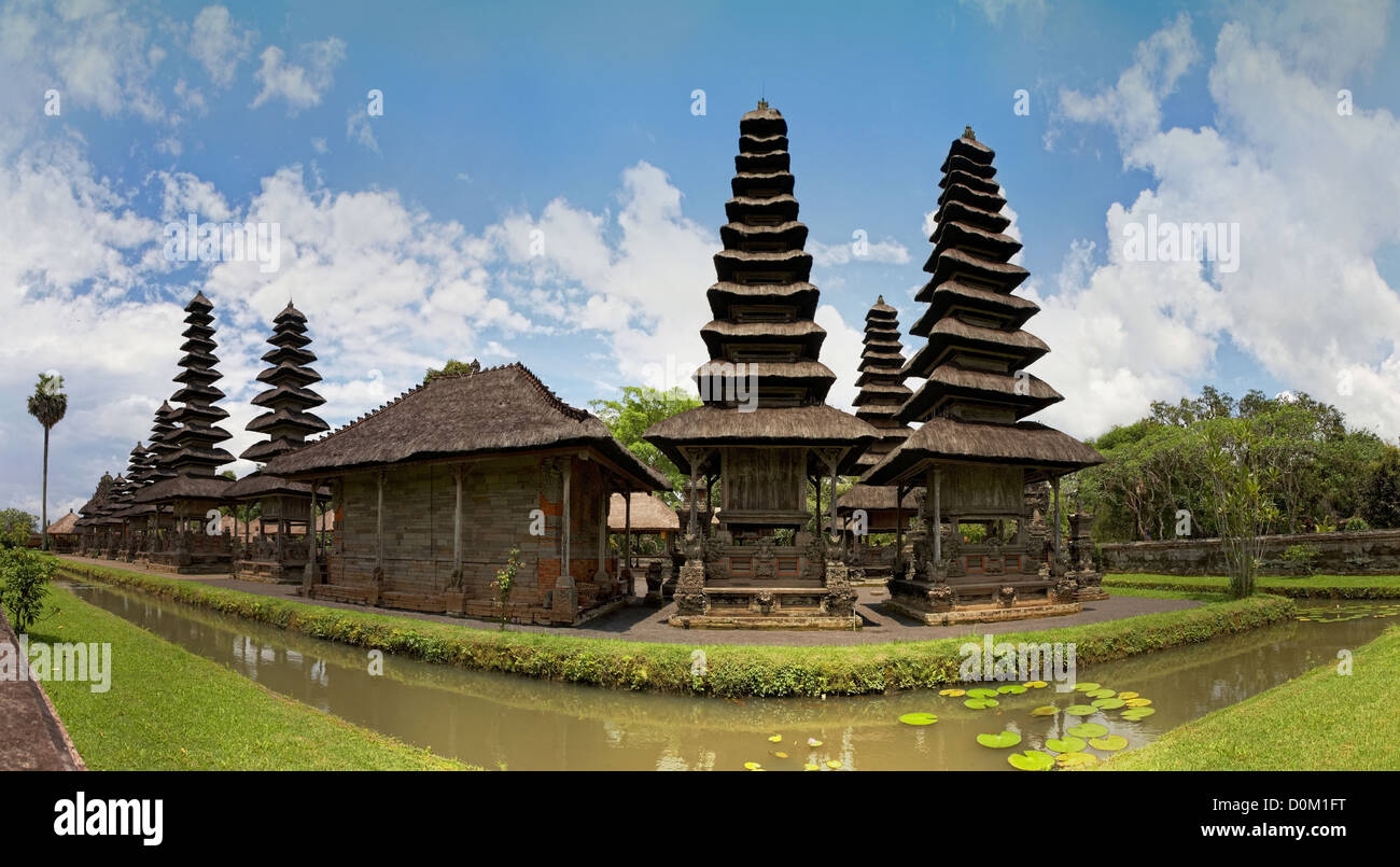 Vista panoramica del tempio reale Pura Taman Ayun, Mengwi, Bali, Indonesia Foto Stock