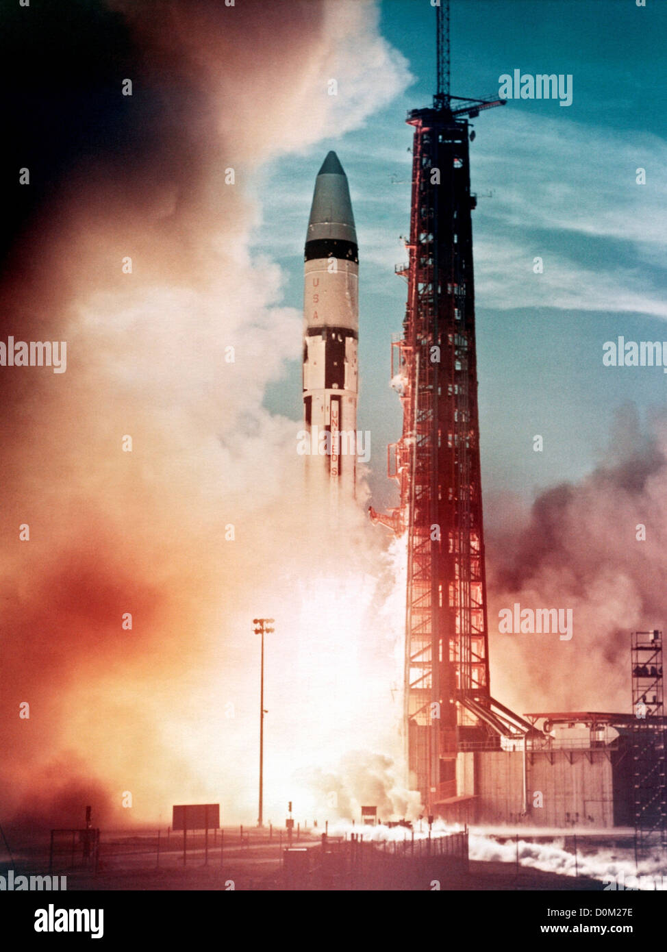 Il unmanned Saturn/Apollo 5 fu il primo volo di prova il modulo lunare (LM). Gli obiettivi della missione sono state verificate salita discesa fasi Foto Stock