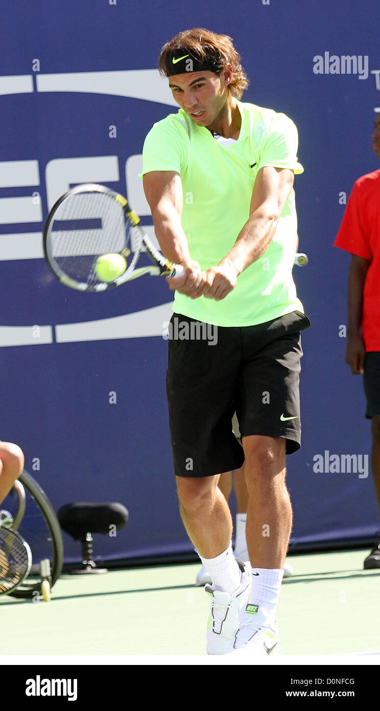 Rafael Nadal 2010 US Open Arthur Ashe Kids Day tenutosi presso l'USTA Billie Jean King National Tennis Center di New York, Stati Uniti d'America - 28.08.10 Foto Stock