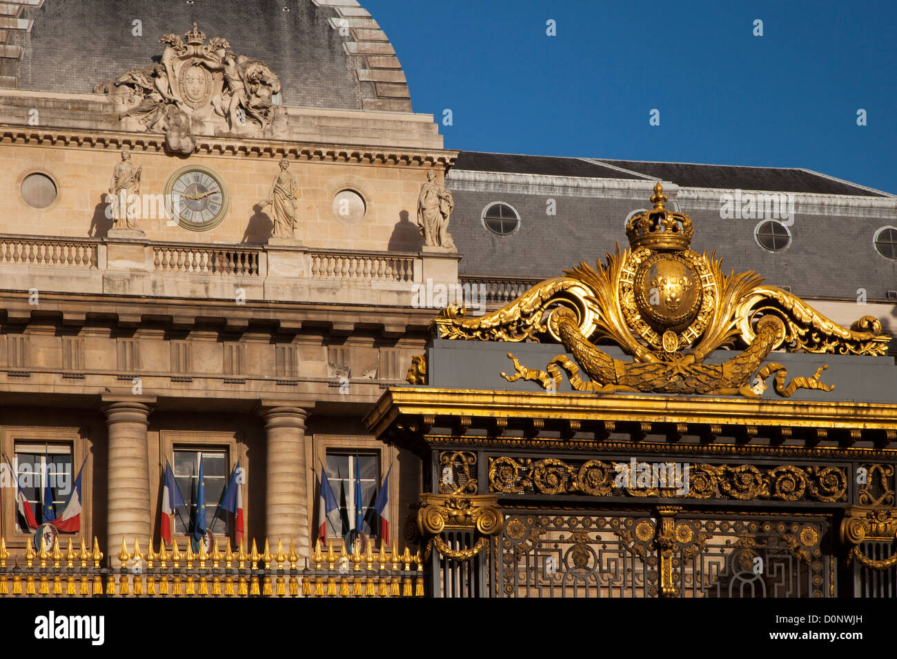 La mattina presto al varco di ingresso al Palais de Justice, Parigi Francia Foto Stock