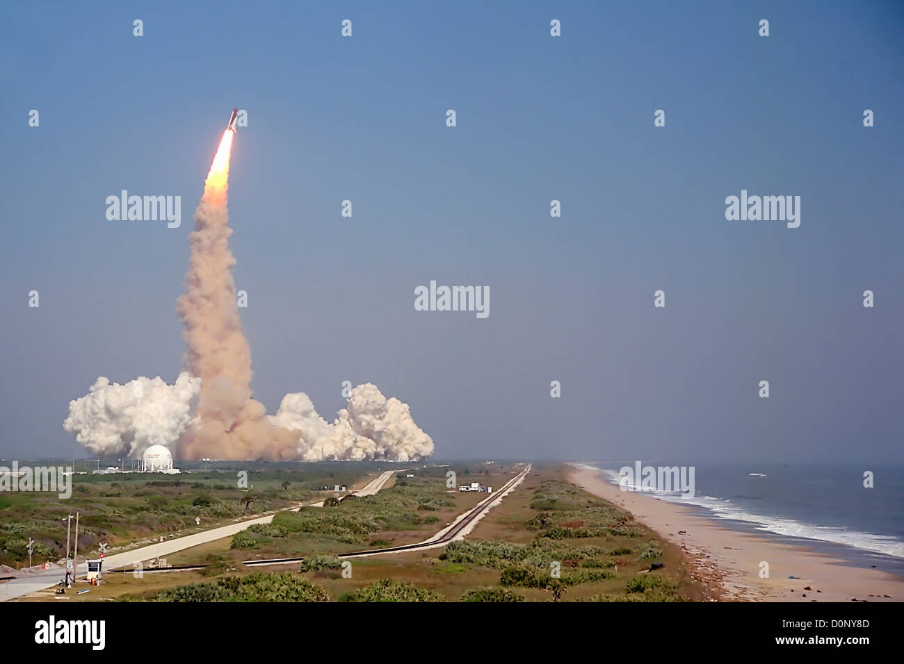 Lancio della navetta spaziale Discovery Foto Stock