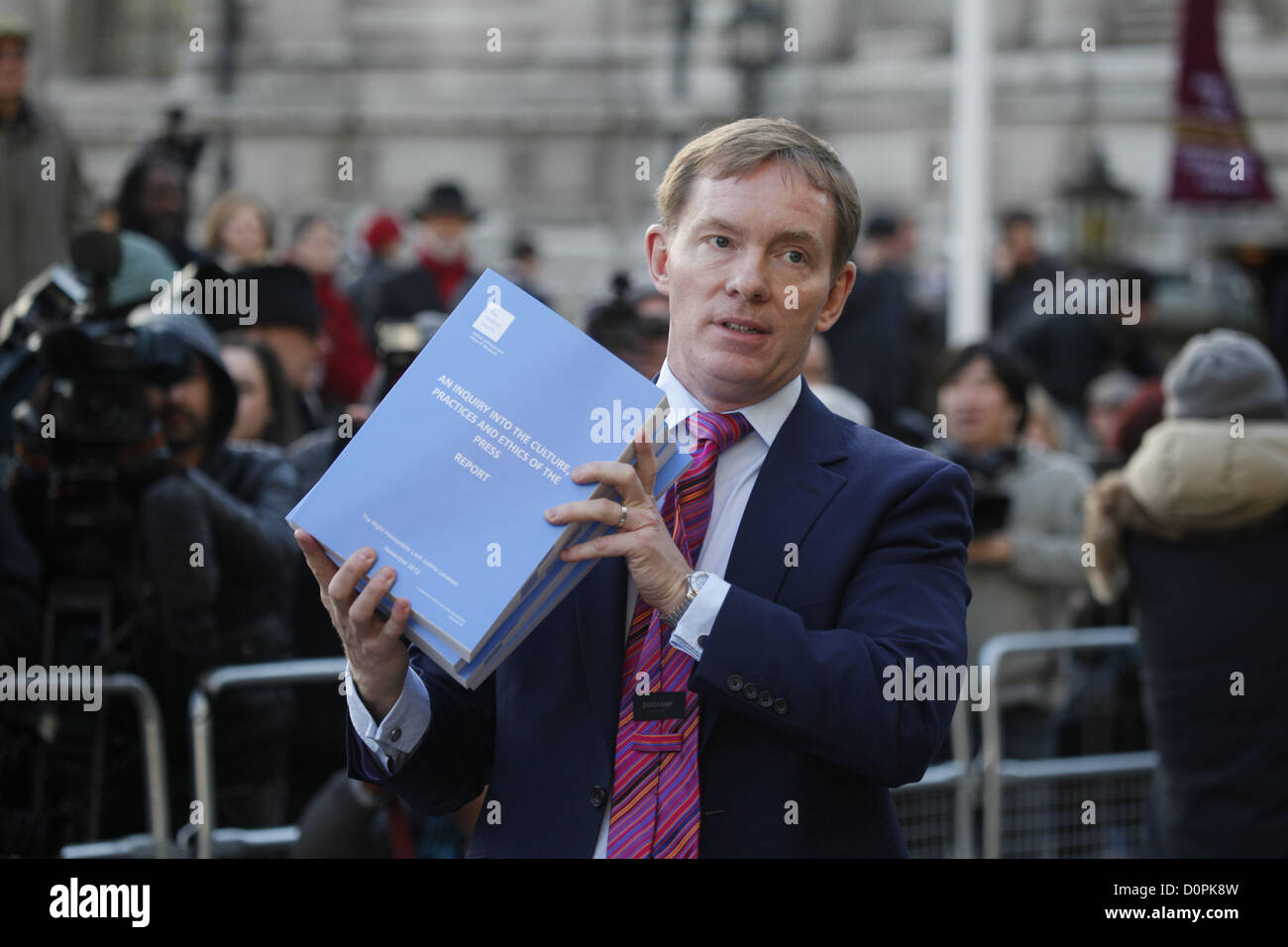 Londra, Regno Unito. Il 29 novembre 2012. Chris Bryant lasciando la Queen Elizabeth II Conference Centre. Credito: Sebastian Remme / Alamy Live News Foto Stock