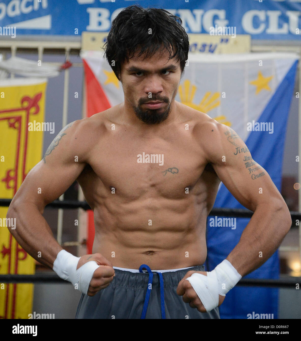 Nov 27,2012. Hollywood CA. Stati Uniti d'America. Fighter del decennio Manny Ã'PacmanÃ" Pacquiao opere outs per la scorsa settimana presso la wild card palestra in Hollywood ca. Manny Pacquiao sarà lotta contro il Messico di Juan Marquez per la quarta volta Sabato 8 Dicembre al MGM Grand Garden Arena di Las Vegas, (credito Immagine: © Gene Blevins/ZUMAPRESS.com) Foto Stock