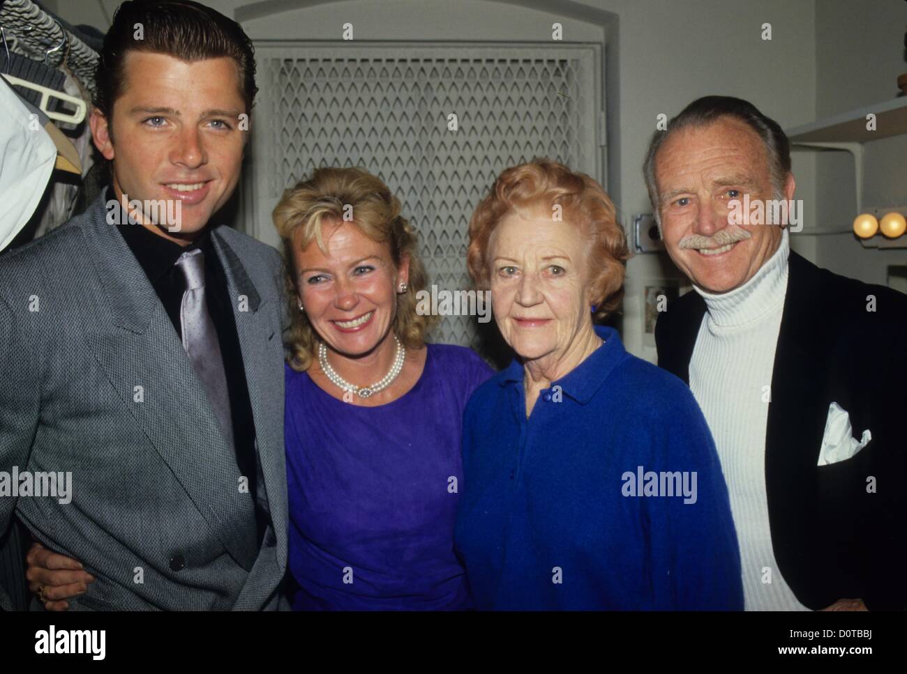 MAXWELL CAULFIELD Juliet Mills John Mills 1987.f4044.fornito da foto, inc.(Immagine di credito: © fornito dal mondo foto, Inc/Globe foto/ZUMAPRESS.com) Foto Stock